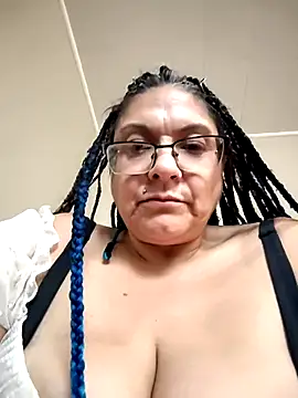 Snapshot of GsSpot69 chatting on November 16, 2025, 1:05 pm GsSpot69 online show from November 16, 2025, 1:05 pm