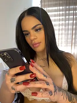 Snapshot of mrsbellanova chatting on October 8, 2025, 12:39 pm mrsbellanova online show from October 8, 2025, 12:39 pm