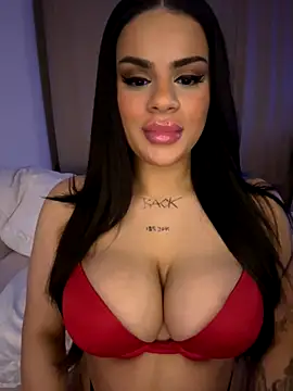 Snapshot of mrsbellanova chatting on November 21, 2025, 10:31 pm mrsbellanova online show from November 21, 2025, 10:31 pm