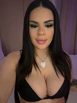 Snapshot of mrsbellanova chatting on November 12, 2025, 10:24 pm mrsbellanova online show from November 12, 2025, 10:24 pm