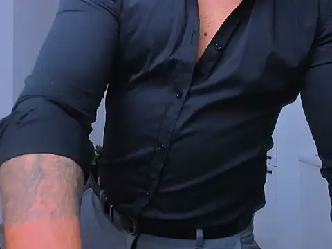 Snapshot of ZackMasterss chatting on November 14, 2025, 10:46 pm ZackMasterss online show from November 14, 2025, 10:46 pm