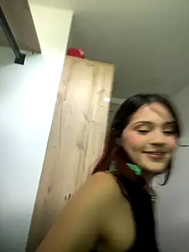 Snapshot of AngelRuby chatting on November 30, 2025, 3:57 pm AngelRuby online show from November 30, 2025, 3:57 pm