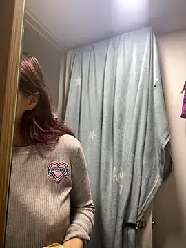 Snapshot of AngelRuby chatting on November 2, 2025, 9:25 am AngelRuby online show from November 2, 2025, 9:25 am