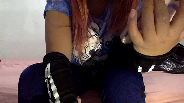 Snapshot of sharonlopez9611 chatting on November 16, 2025, 4:17 am sharonlopez9611 online show from November 16, 2025, 4:17 am