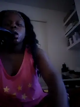 Snapshot of CocoaDoll22 chatting on November 11, 2025, 12:22 pm CocoaDoll22 online show from November 11, 2025, 12:22 pm