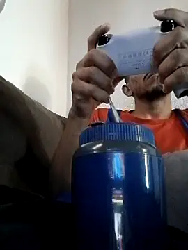 Mineirinho043 online show from March 21, 2025, 1:45 pm