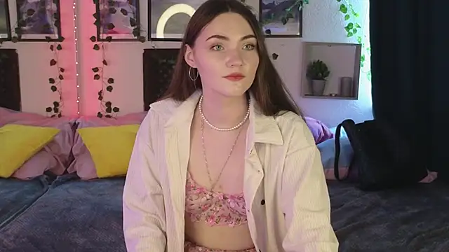 Snapshot of Kira_Jin chatting on March 21, 2025, 6:38 am Kira Jin online show from March 21, 2025, 6:38 am