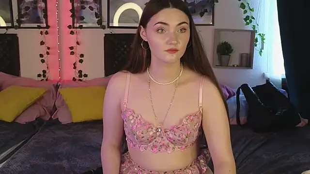 Snapshot of Kira_Jin chatting on March 21, 2025, 9:45 am Kira Jin online show from March 21, 2025, 9:45 am