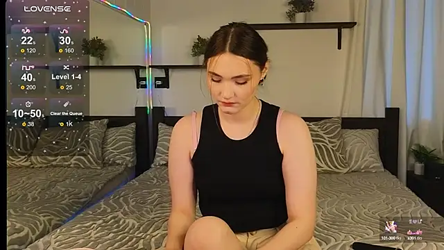 Snapshot of Kira_Jin chatting on October 3, 2025, 4:36 am Kira Jin online show from October 3, 2025, 4:36 am