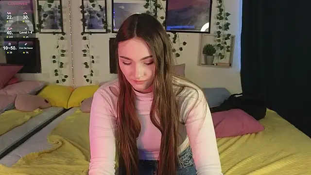 Snapshot of Kira_Jin chatting on February 19, 2025, 9:06 am Kira Jin online show from February 19, 2025, 9:06 am