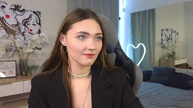 Snapshot of Kira_Jin chatting on March 4, 2025, 8:35 am Kira Jin online show from March 4, 2025, 8:35 am