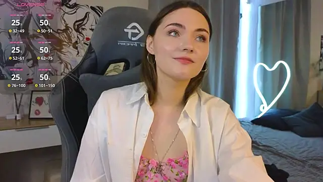 Snapshot of Kira_Jin chatting on March 13, 2025, 12:56 pm Kira Jin online show from March 13, 2025, 12:56 pm