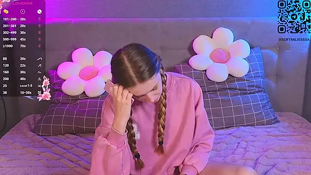 Snapshot of soft_babe chatting on November 29, 2025, 7:36 pm soft babe online show from November 29, 2025, 7:36 pm