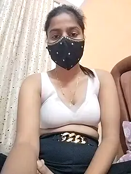 fuungirl38 online show from April 16, 2026, 5:14 pm