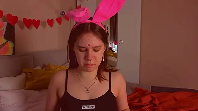 Mia Luw online show from March 20, 2026, 10:11 pm