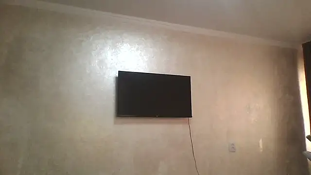 Snapshot of RoyalDessertt chatting on November 7, 2025, 5:34 am RoyalDessertt online show from November 7, 2025, 5:34 am