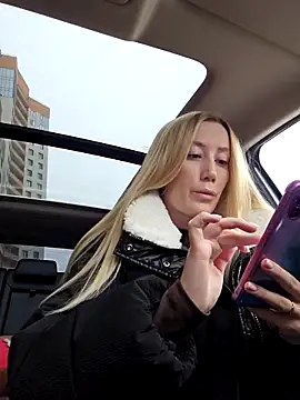 Snapshot of Pussy_Drive03 chatting on December 3, 2025, 5:08 am Pussy Drive03 online show from December 3, 2025, 5:08 am