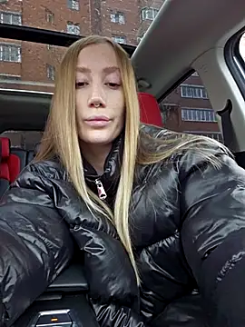 Snapshot of Pussy_Drive03 chatting on November 4, 2025, 4:05 am Pussy Drive03 online show from November 4, 2025, 4:05 am