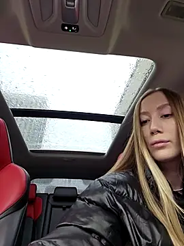 Snapshot of Pussy_Drive03 chatting on October 29, 2025, 3:16 am Pussy Drive03 online show from October 29, 2025, 3:16 am