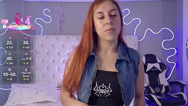 Alektra bryce online show from December 18, 2025, 7:29 pm