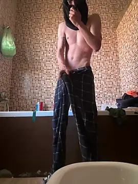 mybanana29 online show from February 4, 2025, 11:38 am