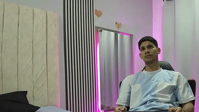 Snapshot of ANDRES_STUD chatting on November 5, 2025, 4:26 am ANDRES STUD online show from November 5, 2025, 4:26 am