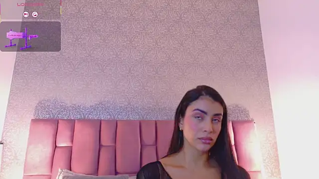 FelicityAdams online show from March 12, 2026, 2:32 pm