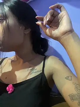 julieta fn online show from March 5, 2026, 4:31 am