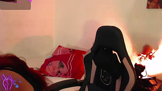 Snapshot of alaia_sweetxxx chatting on November 20, 2025, 1:28 am alaia sweetxxx online show from November 20, 2025, 1:28 am