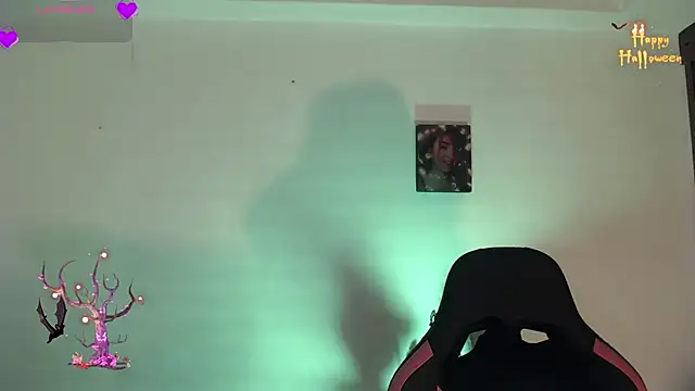 Snapshot of alaia_sweetxxx chatting on October 22, 2025, 1:16 am alaia sweetxxx online show from October 22, 2025, 1:16 am