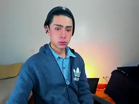 Snapshot of steve__gray chatting on February 14, 2025, 2:02 pm steve gray online show from February 14, 2025, 2:02 pm