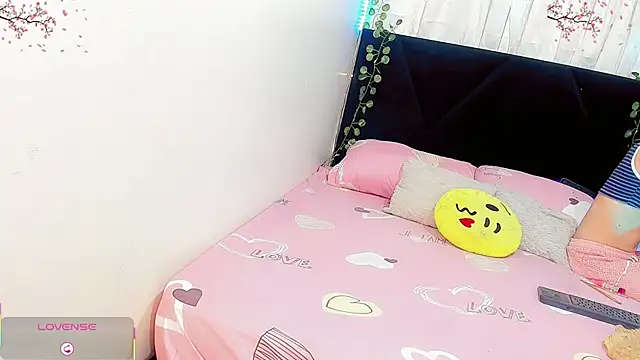 Irina milkmaid online show from April 10, 2026, 7:21 pm