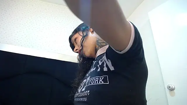 StormyWets Bluk online show from November 13, 2025, 3:27 pm