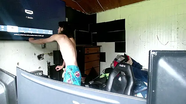 nuttyking2022 online show from November 3, 2025, 6:22 pm