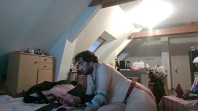 Mastersanges online show from March 29, 2026, 5:42 am