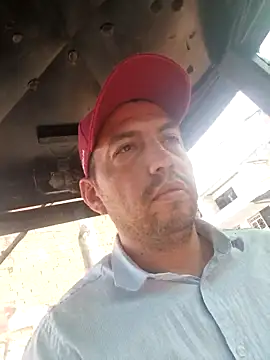 Snapshot of reyarturs13 chatting on February 10, 2025, 3:42 pm reyarturs13 online show from February 10, 2025, 3:42 pm