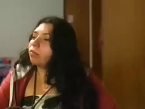 Snapshot of isabellapurple chatting on February 25, 2026, 3:40 am isabellapurple online show from February 25, 2026, 3:40 am