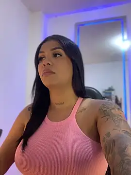 Snapshot of tinalove7 chatting on December 21, 2025, 9:26 pm tinalove7 online show from December 21, 2025, 9:26 pm