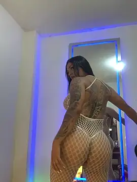 Snapshot of tinalove7 chatting on December 17, 2025, 9:20 pm tinalove7 online show from December 17, 2025, 9:20 pm