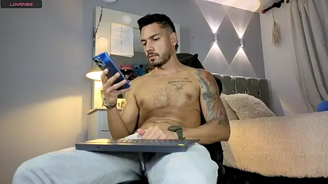 Chrissken online show from July 5, 2026, 1:32 am
