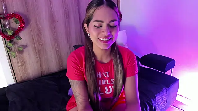 Snapshot of TattyBunny chatting on February 14, 2026, 11:10 am TattyBunny online show from February 14, 2026, 11:10 am