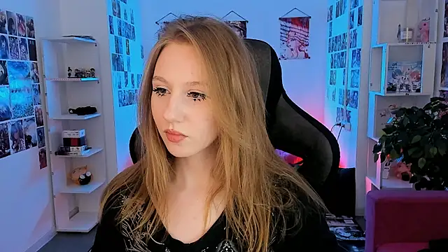 Snapshot of DariaTate chatting on February 25, 2026, 12:05 pm DariaTate online show from February 25, 2026, 12:05 pm