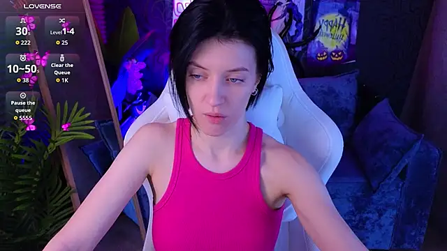 Snapshot of roxy_riot_ chatting on October 28, 2025, 1:28 am roxy riot online show from October 28, 2025, 1:28 am