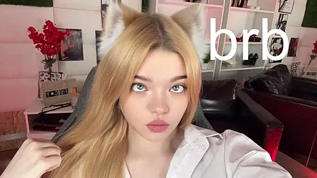 Snapshot of AdeleCartier chatting on February 27, 2025, 3:40 am AdeleCartier online show from February 27, 2025, 3:40 am