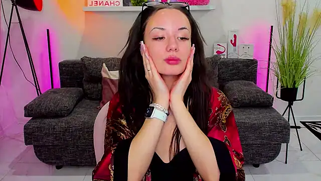 Snapshot of Suga_babe chatting on March 17, 2025, 9:44 am Suga babe online show from March 17, 2025, 9:44 am