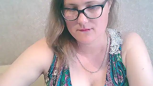Snapshot of MerryLaCherry chatting on June 12, 2026, 11:30 am MerryLaCherry online show from June 12, 2026, 11:30 am