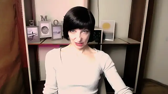 Snapshot of _AngeliaFlow_ chatting on January 8, 2026, 9:59 am AngeliaFlow online show from January 8, 2026, 9:59 am