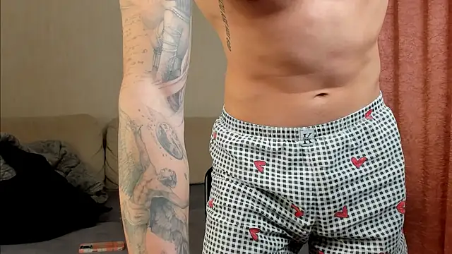 crazybottom99 online show from April 24, 2026, 7:38 pm