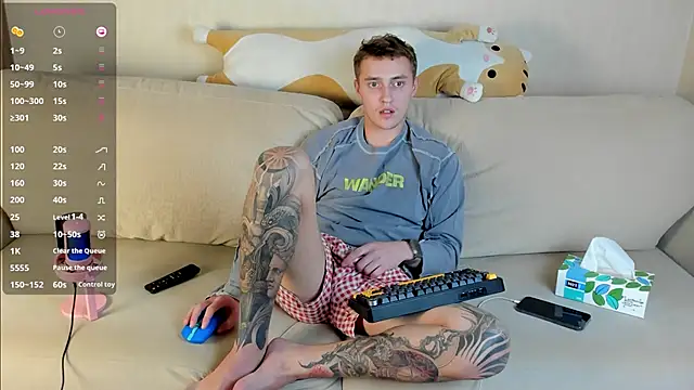 Snapshot of crazybottom99 chatting on February 1, 2026, 7:01 pm crazybottom99 online show from February 1, 2026, 7:01 pm