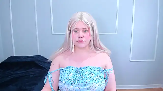  leana  online show from November 11, 2025, 4:24 pm